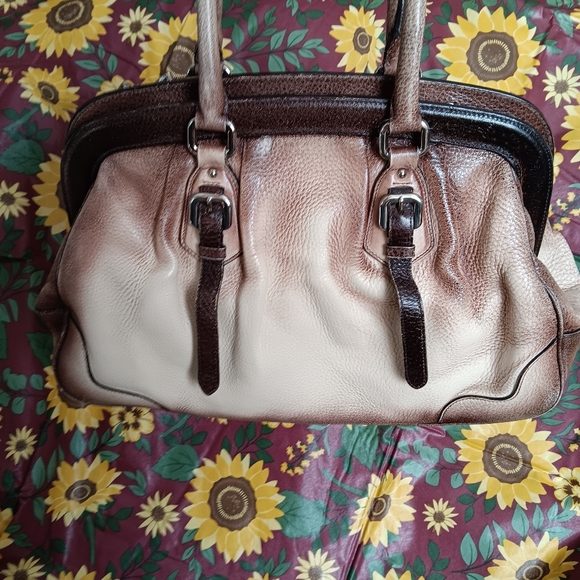*Genuine Vintage Prada Leather Ombre bag!* - Picture 8 of 14